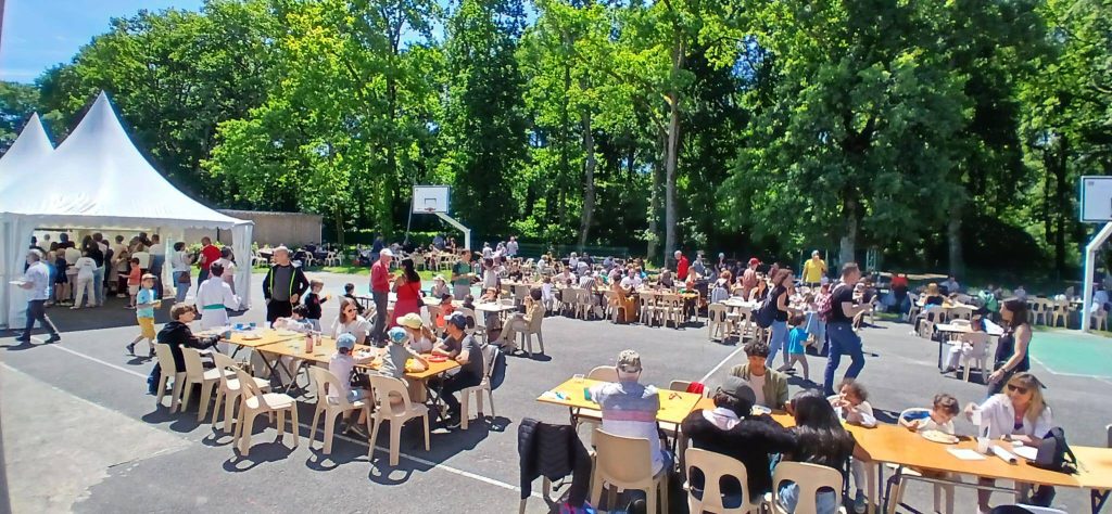 Lire la suite à propos de l’article Mai 2025 – Auberge espagnole de fin d’année