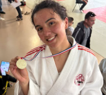 Lire la suite à propos de l’article Avril 2026 – Clémence en route pour les championnats de France